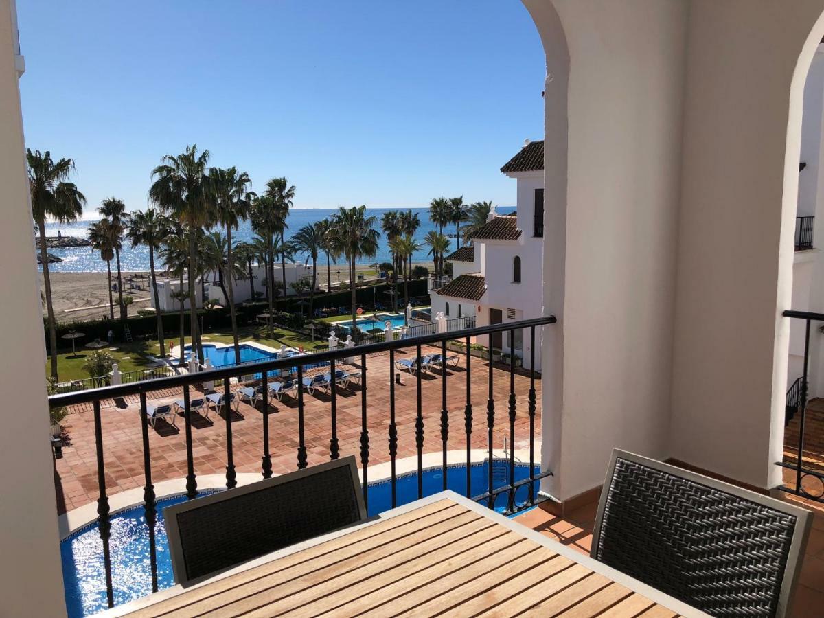 شقة Puerto De La Duquesa Sea View مانيلفا المظهر الخارجي الصورة